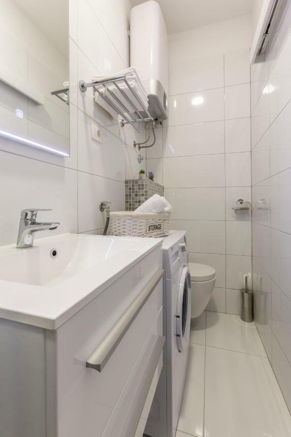 Studio Apartments Twins Split Exterior foto