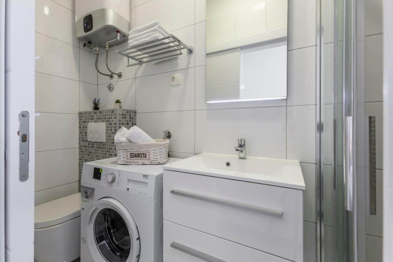 Studio Apartments Twins Split Exterior foto